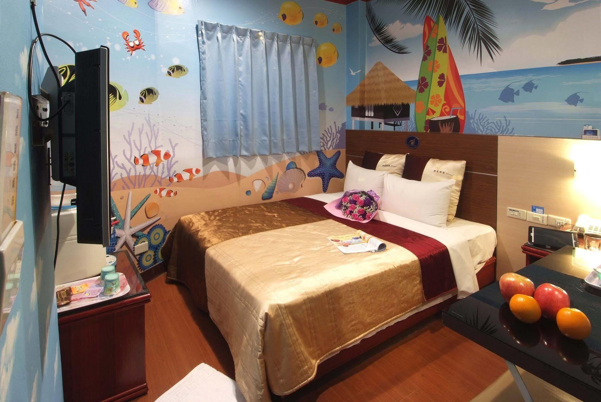 Golden Swallow Hotel Kota Hsinchu Bagian luar foto